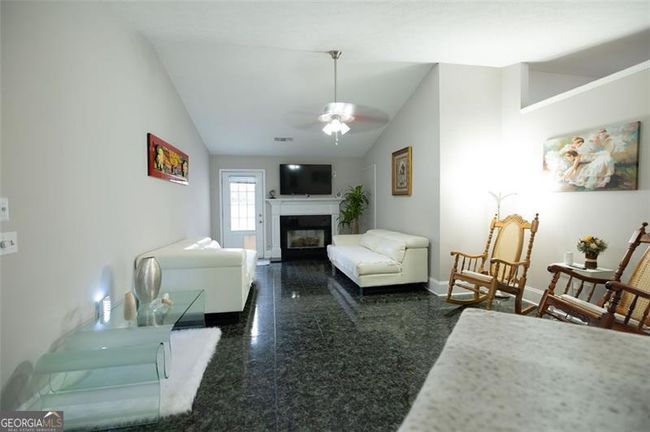 2074 Flint Hill Dr, House other with 4 bedrooms, 3 bathrooms and 2 parking in Lawrenceville GA | Image 4