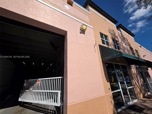 8555 Nw 29th St, Doral, FL, 33122-1919 | Card Image