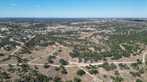 1058 Jacob Rd, Fredericksburg, TX, 78624-6713 | Card Image