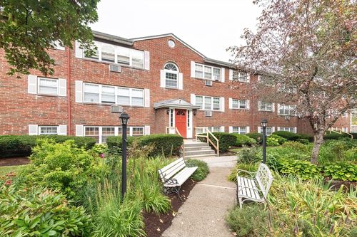 apt-6-7 Cass St, Boston, MA, 02132-4821 | Card Image