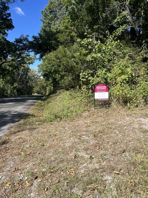 2694 Sanford Rd, NOLENSVILLE, TN, 37135-9421 | Card Image