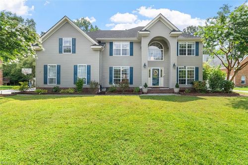 3712 Cypress Vine Ln, Virginia Beach, VA, 23456-8196 | Card Image