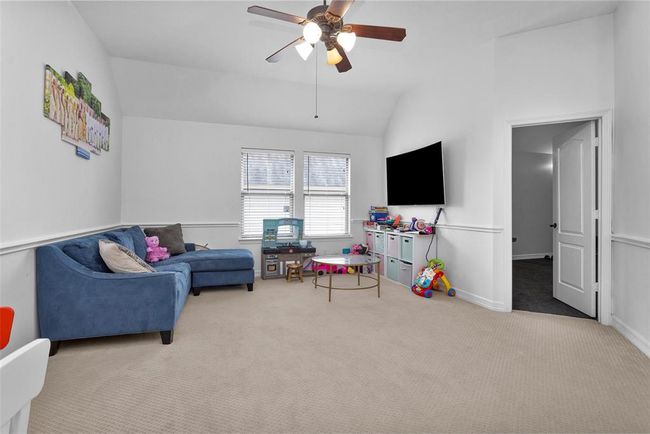 Upstairs game room/flex space. | Image 33