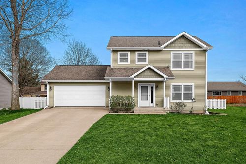 1359 Spruce St, Rockland, WI, 54653-8032 | Card Image
