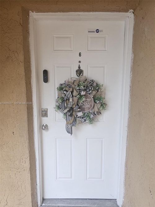 6-1241 Nw 6th St, Miami, FL, 33125-4786 | Card Image