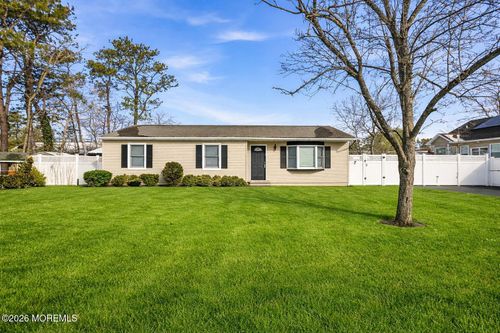 1033 Birmingham Ave, Toms River, NJ, 08757-1439 | Card Image