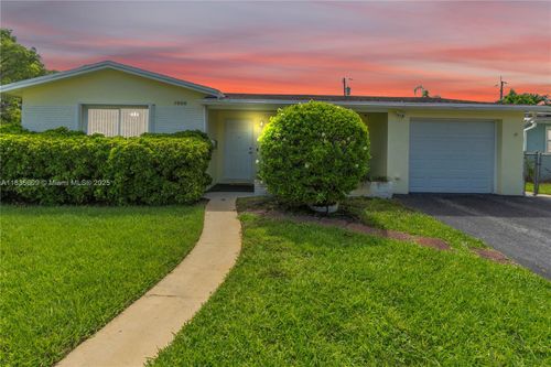 1900 N 31st Ave, Hollywood, FL, 33021 | Card Image