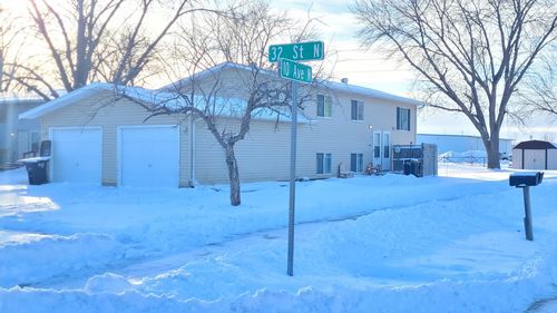 3204-3202 10th Ave N, Fargo, ND, 58102-3019 | Card Image