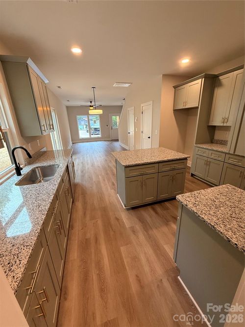 34 Stricker Ave Nw, Concord, NC, 28027-5918 | Card Image