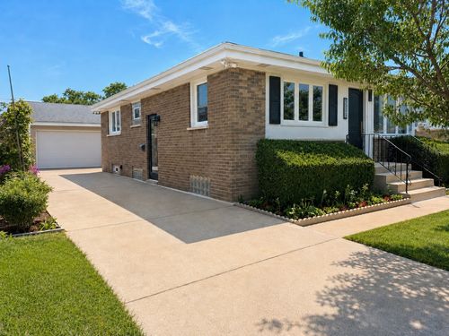5009 N Ozark Ave, Norridge, IL, 60706-3338 | Card Image