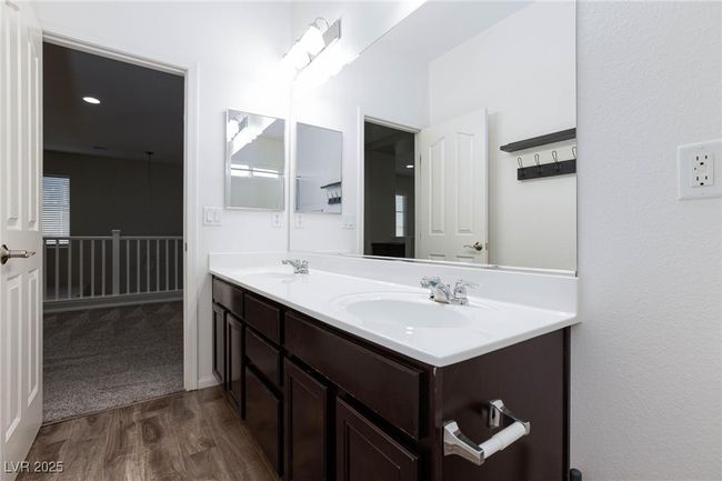 9085 Bridal Creek Ave, House other with 5 bedrooms, 3 bathrooms and null parking in Las Vegas NV | Image 41