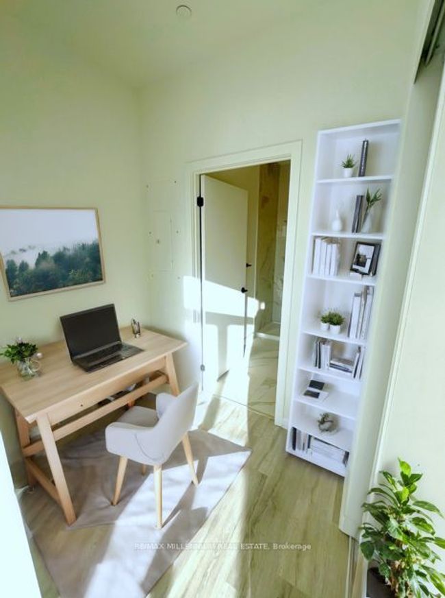 101 - 220 Missinnihe Way, Condo with 4 bedrooms, 3 bathrooms and null parking in Mississauga ON | Image 15