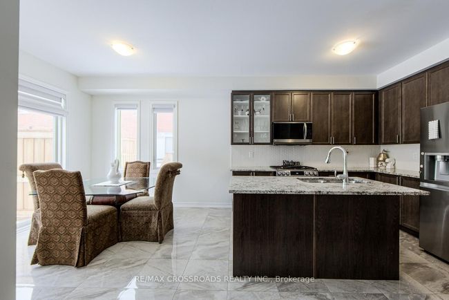 2 Hough Lane, House attached with 3 bedrooms, 3 bathrooms and 1 parking in Ajax ON | Image 13