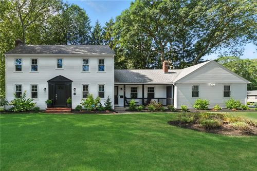 121 Hedgerow Dr, Warwick, RI, 02886-9563 | Card Image