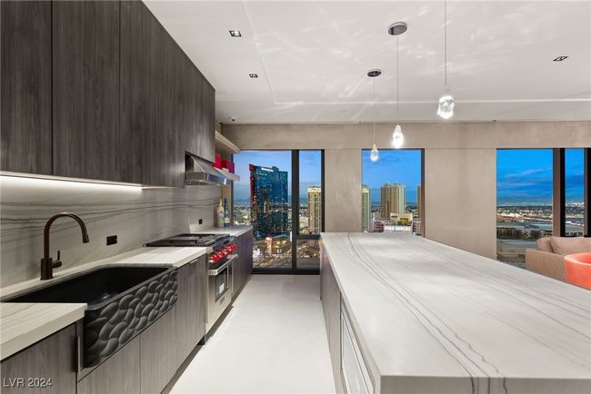 2406 - 3750 Las Vegas Blvd S, Home with 2 bedrooms, 3 bathrooms and null parking in Las Vegas NV | Image 14