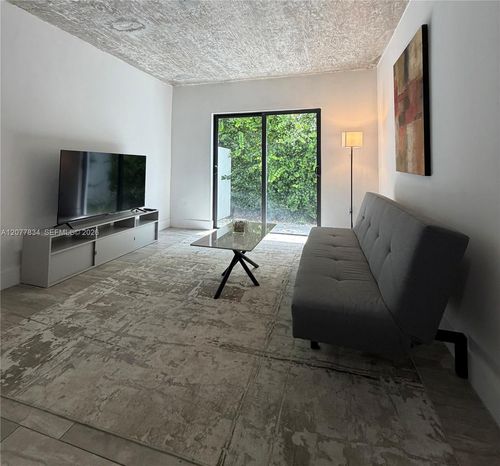 3-190 Nw 69th St, Miami, FL, 33150-4053 | Card Image