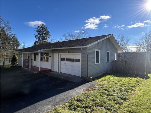 35 State St, Oxford, NY, 13830-3437 | Card Image