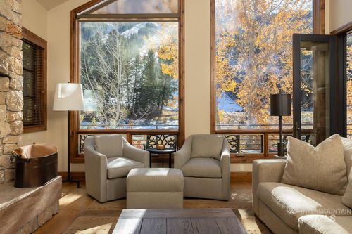 b-221 Picabo St, Ketchum, ID, 83340 | Card Image
