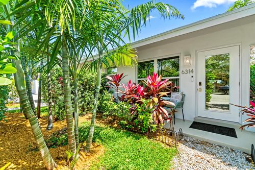 6312 Webster Ave, West Palm Beach, FL, 33405-4346 | Card Image