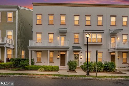 127 Prince George St, BENSALEM, PA, 19020-8715 | Card Image