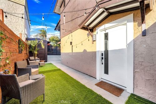 12-6238 University, San Diego, CA, 92115 | Card Image