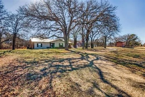 3275 W Highway 199, Springtown, TX, 76082-5217 | Card Image