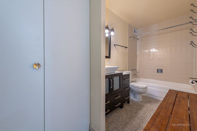 22b - 6700 S South Shore Drive, Condo with 2 bedrooms, 2 bathrooms and 1 parking in Chicago IL | Image 19