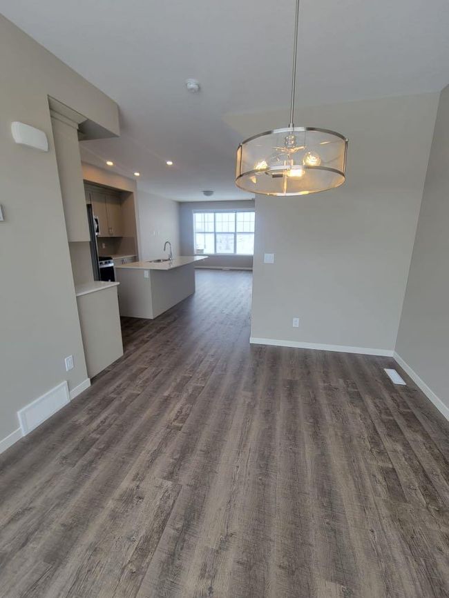 364 Dawson Drive, Home with 3 bedrooms, 3 bathrooms and 2 parking in Chestermere AB | Image 8