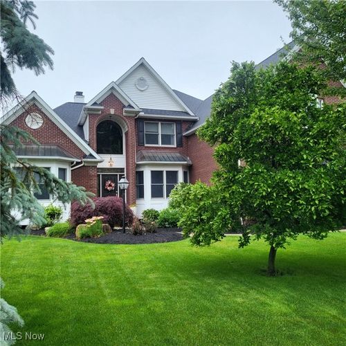 616 Coventry Pl, Amherst, OH, 44001-2141 | Card Image