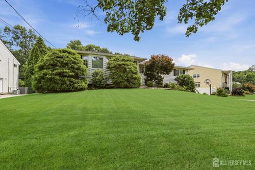 6 New Dover Road, East Brunswick, NJ, 08816 | Card Image