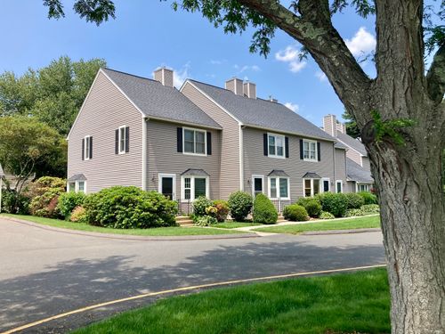 1-1 Cheltenham Ct, Suffield, CT, 06078-1963 | Card Image