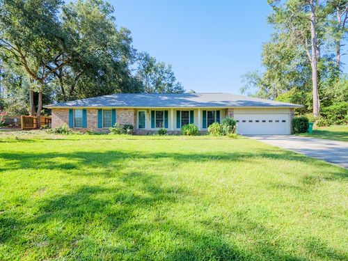 2121 Northwood Cir, Valdosta, GA, 31602-2248 | Card Image