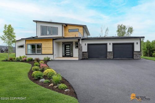 3261 S Charming Valley Loop, Palmer, AK, 99645-7730 | Card Image
