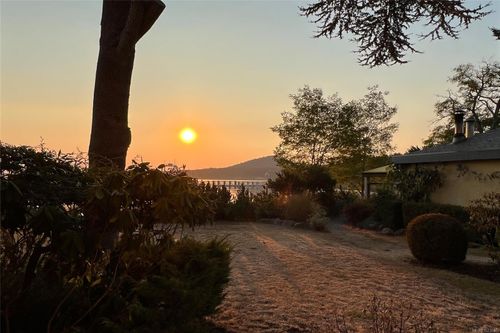 5-d1-134 Madrona Rd, Galiano Island, BC, V0N1P0 | Card Image