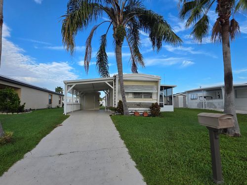 15 Grande Vista Way, Port Saint Lucie, FL, 34952-8542 | Card Image
