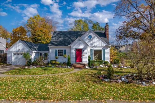 2315 Wyandotte Ave, Cuyahoga Falls, OH, 44223-1048 | Card Image