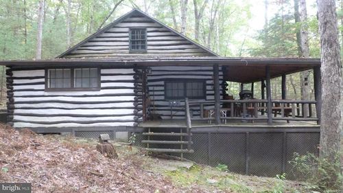 138 Old Railroad Bed Rd, GARDNERS, PA, 17324-8843 | Card Image