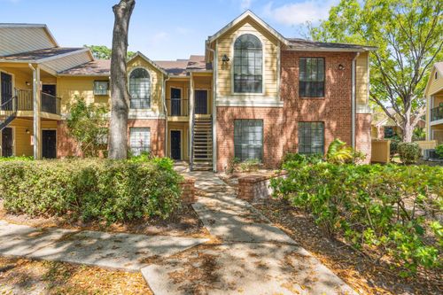 203-8609 Mallard Reserve Dr, TAMPA, FL, 33614-2340 | Card Image