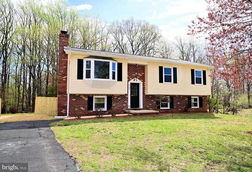 2124 Bell Tree Ln, WALDORF, MD, 20601-2737 | Card Image