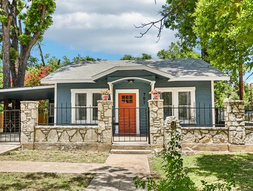 701 W Magnolia Ave, San Antonio, TX, 78212-6001 | Card Image