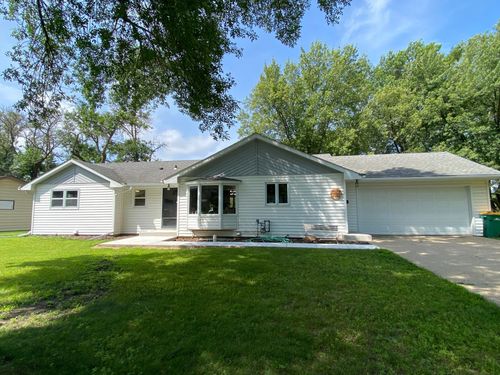 314 Garden Rd, Albert Lea, MN, 56007-1414 | Card Image