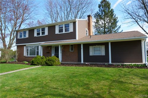 5525 Topsfield Ln, Clay, NY, 13041-8680 | Card Image