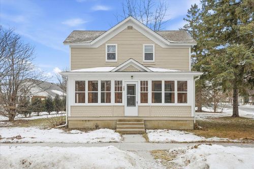 103 S 6th St, River Falls, WI, 54022-2602 | Card Image