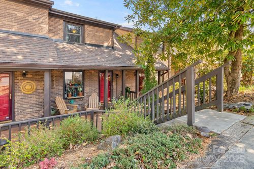 apt-39-16 Spears Ave, Asheville, NC, 28801-1256 | Card Image