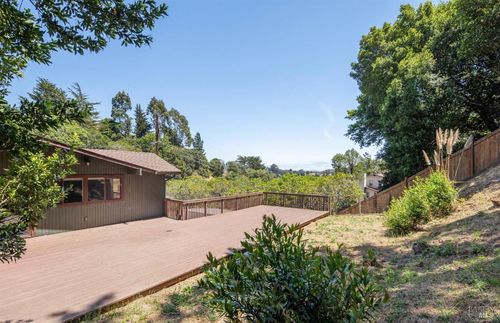 31 Buckelew St, Sausalito, CA, 94965-1161 | Card Image