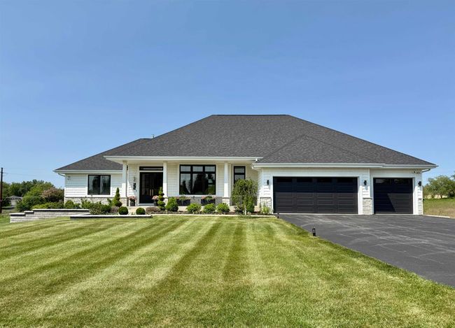 4729 E Ryan Pkwy, House other with 5 bedrooms, 4 bathrooms and null parking in Beloit WI | Image 38