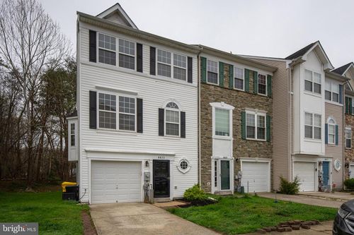 8023 Apple Valley Dr, PASADENA, MD, 21122-4174 | Card Image