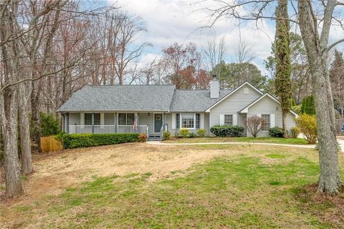 5730 Garden Walk, Flowery Branch, GA, 30542-2600 | Card Image