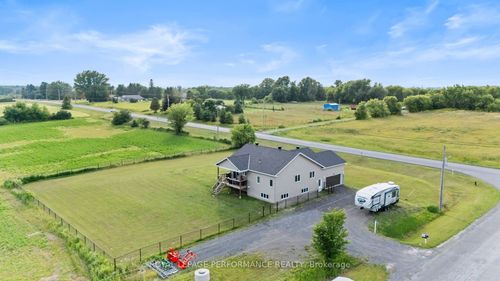 3348 Bureau Rd, Alexandria, ON, K0C1A0 | Card Image