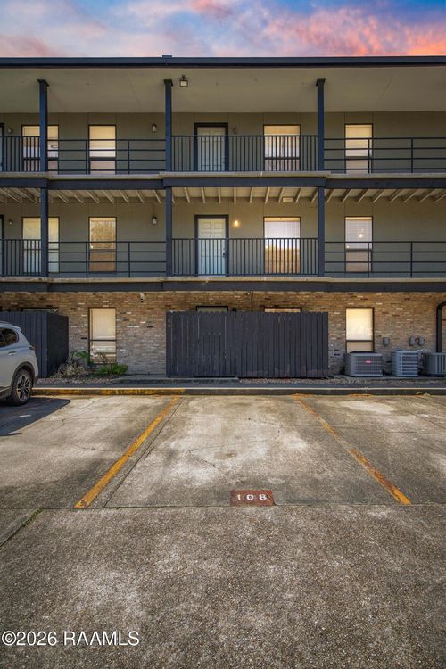 208-701 College Rd, Lafayette, LA, 70503-3372 | Card Image